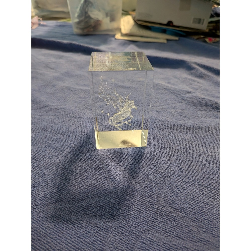Vintage 3D Laser Etched Crystal Pegasus Glass Paperweight Block Decor
